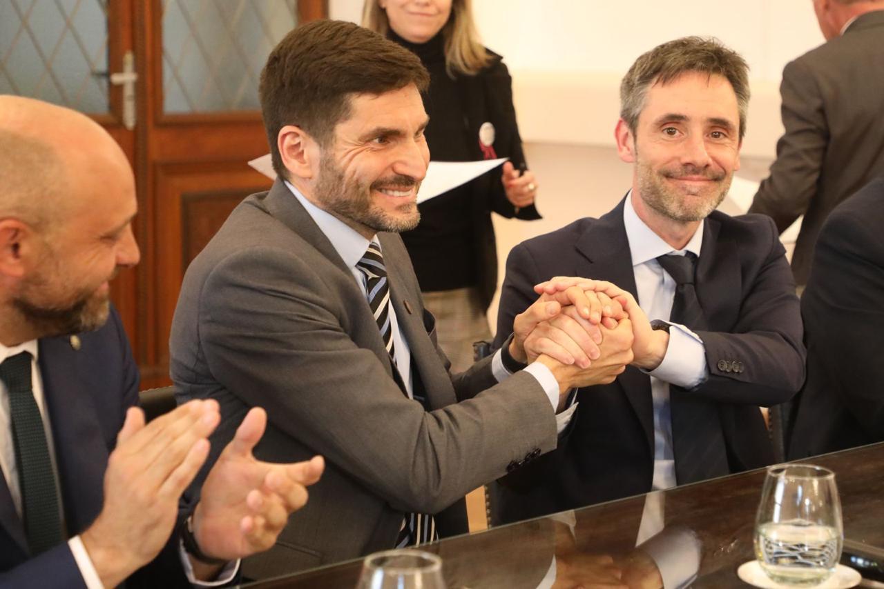 Pullaro presentó nuevas líneas de financiamiento para la producción